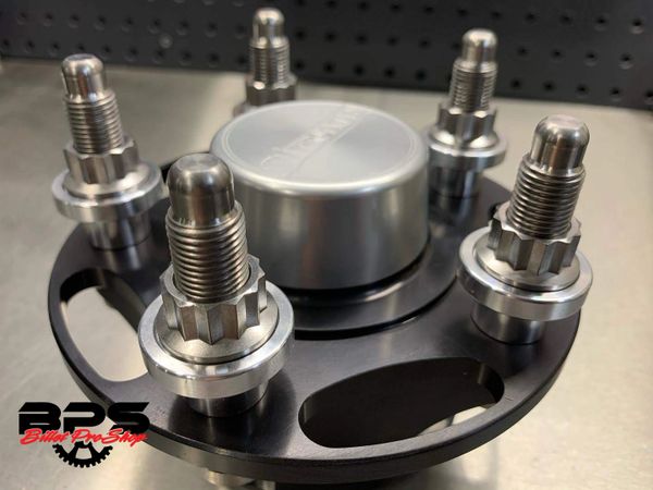 Strange Engineering Low Drag / Lightweight Hubs (2005-2020 Mustang)